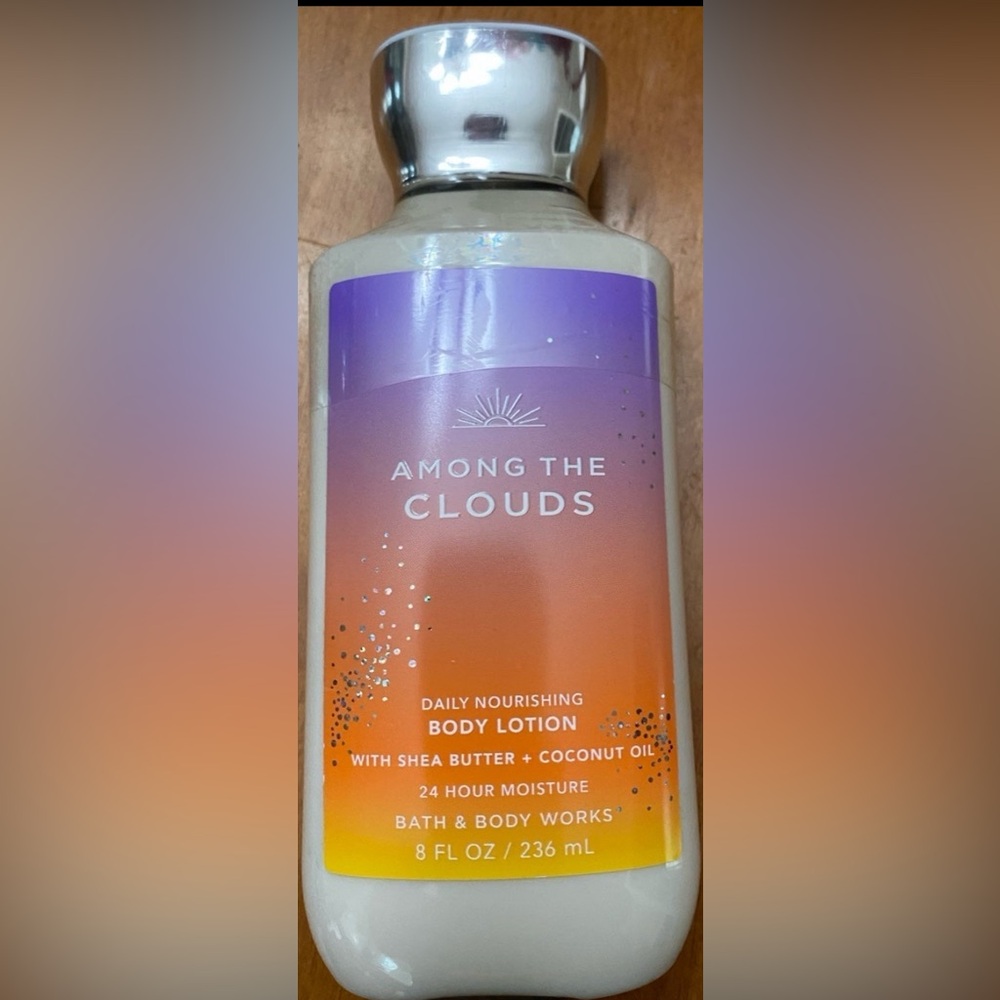 Bath & Body Works Among the Clouds Daily Nourishing Body Lotion-NWT
